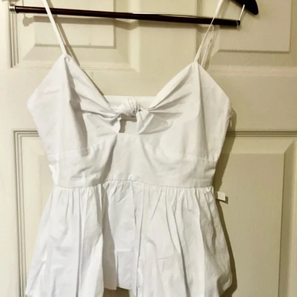 ASTR the Label - Women's Twist-Front Bubble-Hem Top - Size S - Picture 7 of 8